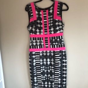 BCBC stunning shift dress 🌸